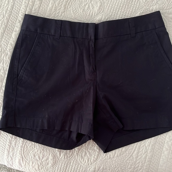 J Crew women’s navy blue chino shorts size 2 - Picture 4 of 5